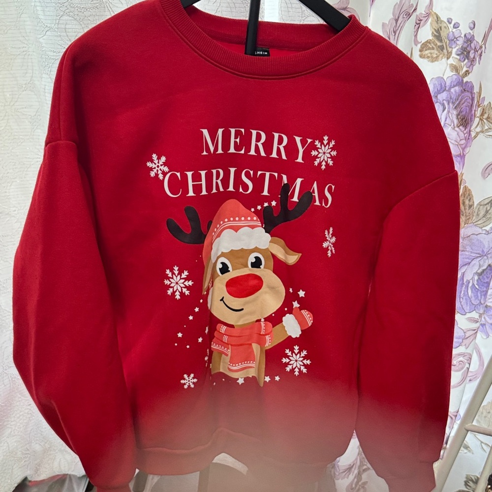 SHEIN Red Merry Christmas Reindeer Sweatshirt